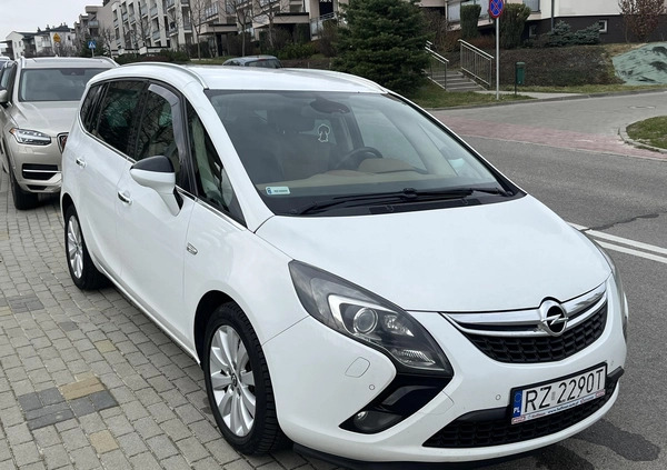 Opel Zafira cena 29900 przebieg: 318000, rok produkcji 2013 z Rzeszów małe 37